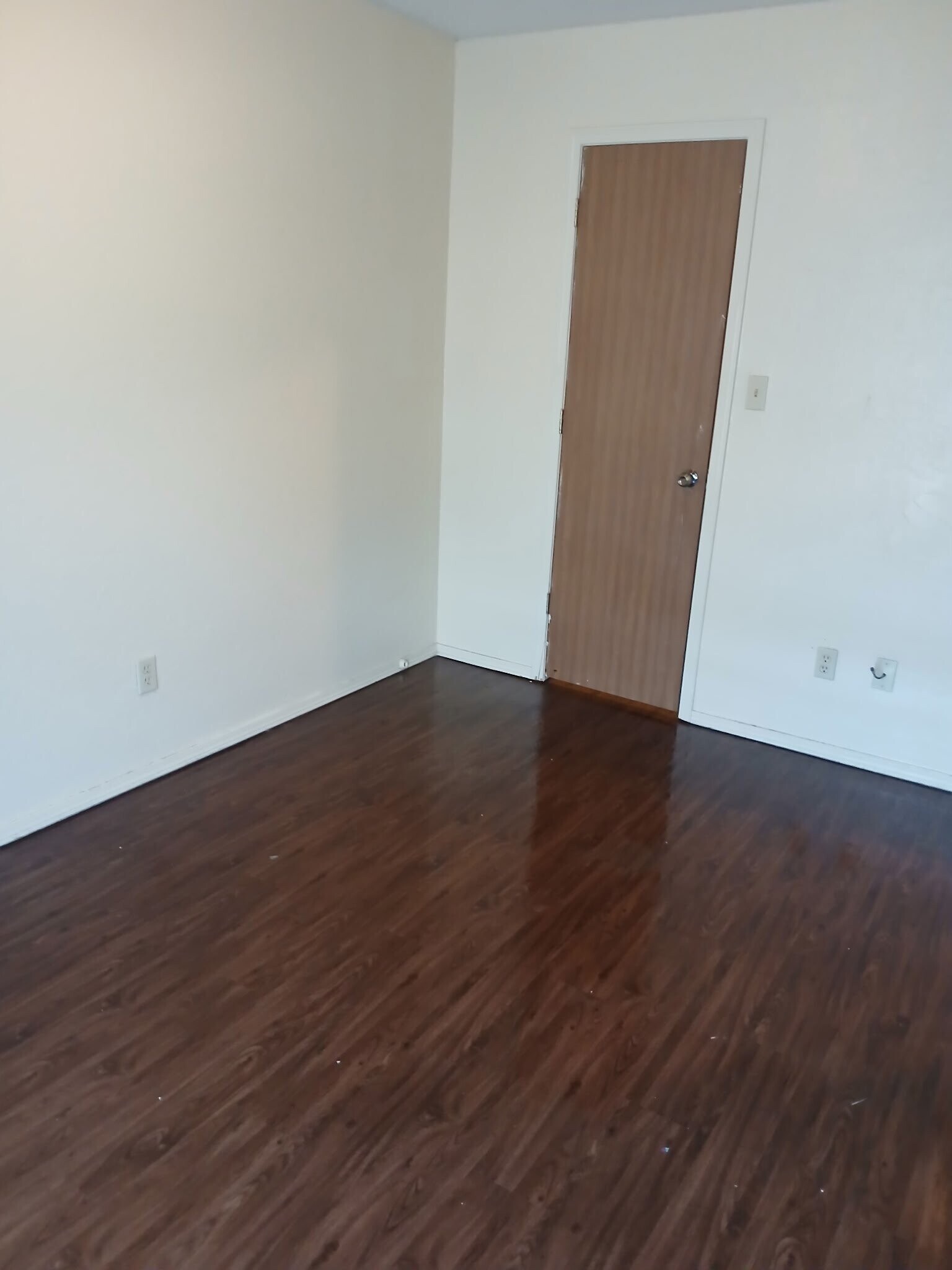 Building Photo - 4301 Yorkshire Dr