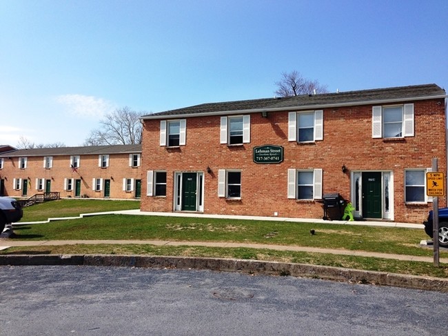 Building Photo - Lehman Street Townhomes