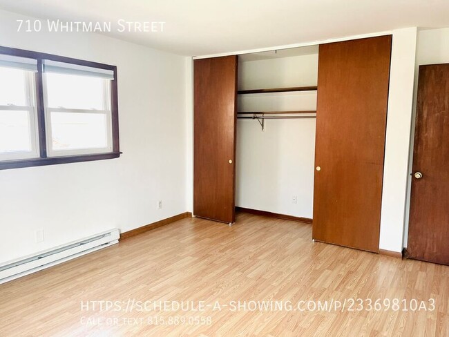 Building Photo - Beautiful newly renovated  2 Bedroom Apt! ...