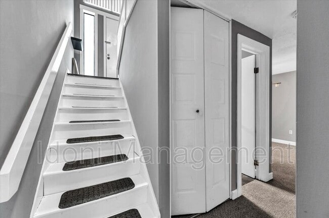 Building Photo - 78 Shepards Knoll Dr