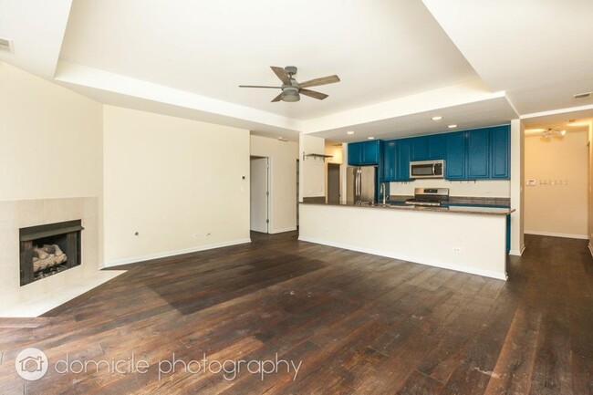 Building Photo - 2 bedroom in Chicago IL 60618