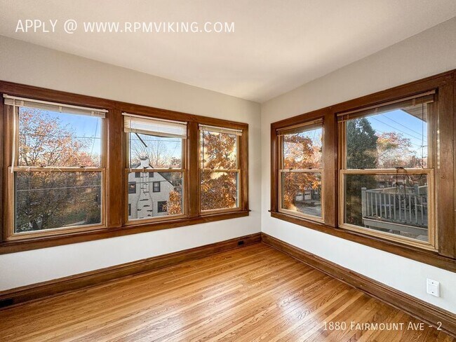 Building Photo - 3Br with Sun room or 4Br 2ba. ~ Flexible T...