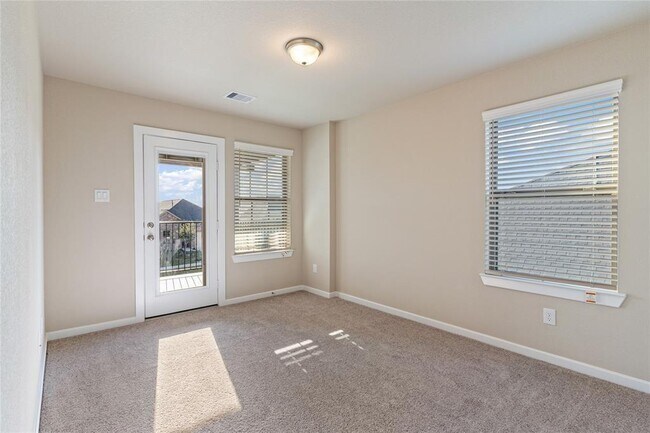 Building Photo - 4207 Maple Glen Dr