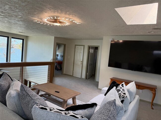 Building Photo - 13014 Wood Harbour Dr