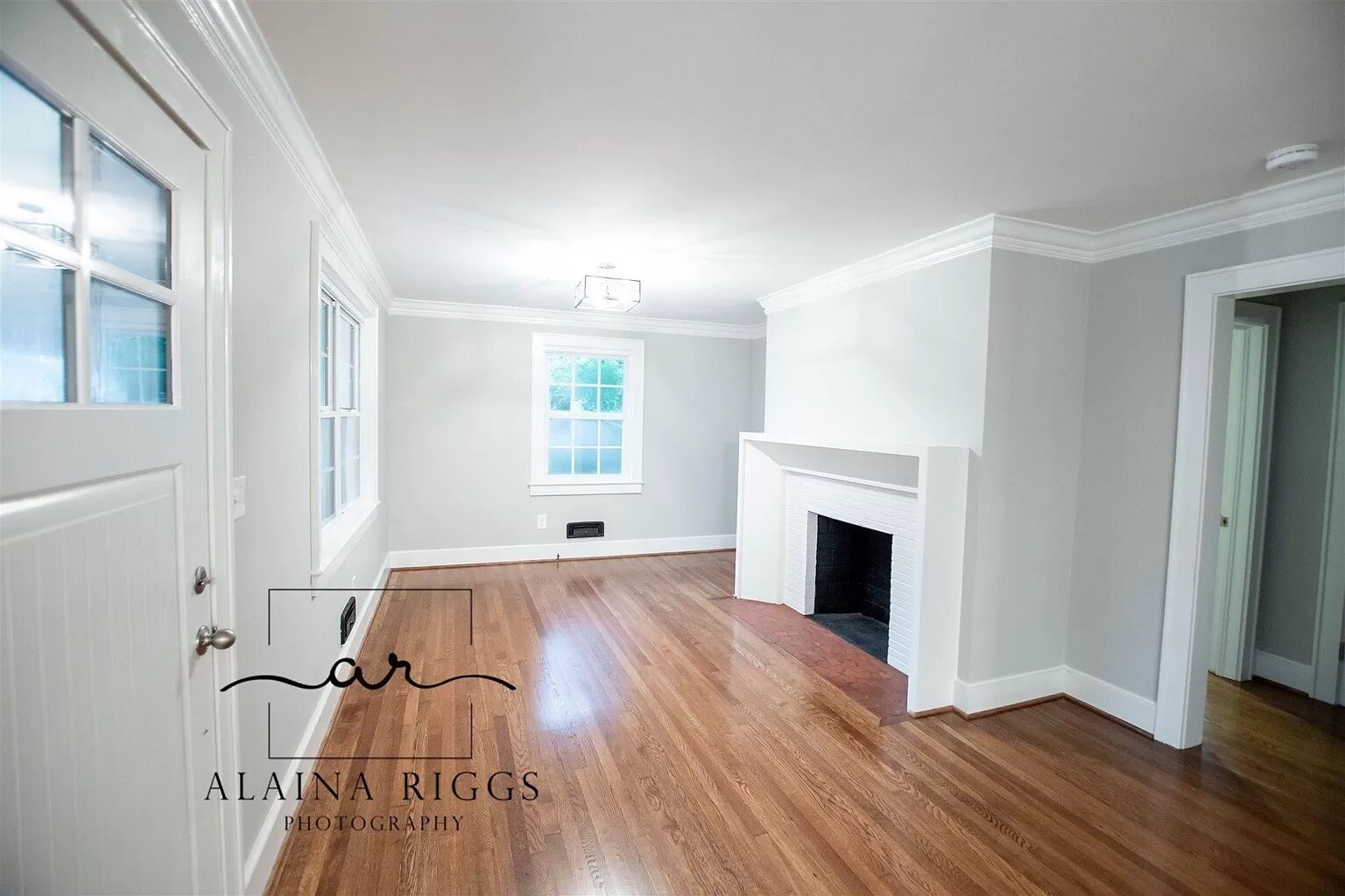 Building Photo - 126 Vanderbilt Cir