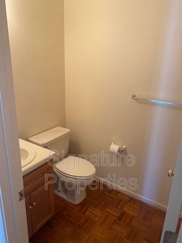 Building Photo - 442 Tinkerview Dr