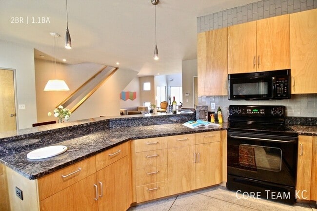 Building Photo - 4112 Walnut St