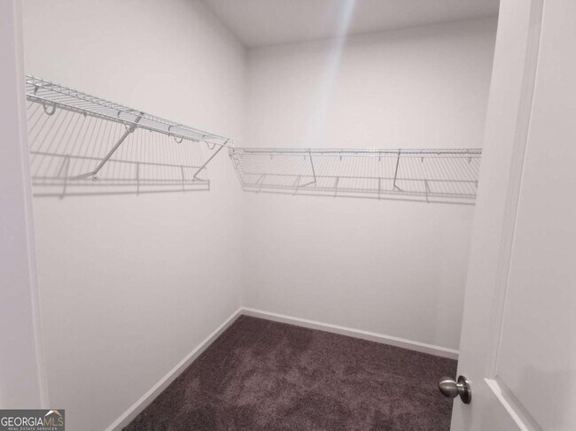 Building Photo - 1427 Ridge Rd
