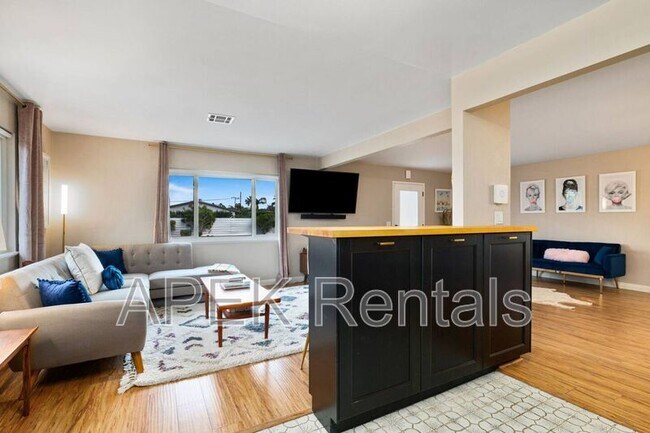 Building Photo - 2525 N Cerritos Rd