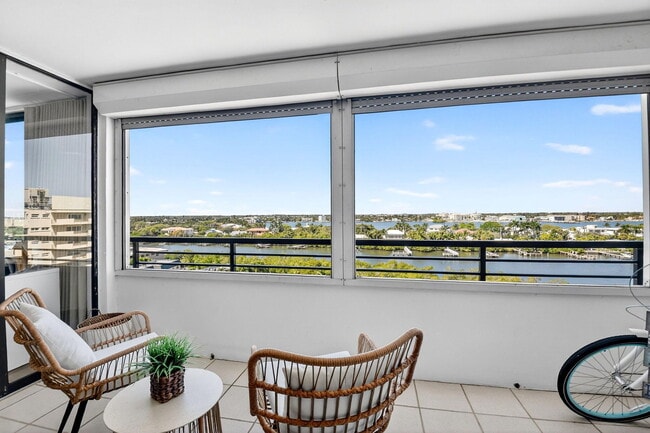 Building Photo - 3589 S Ocean Blvd