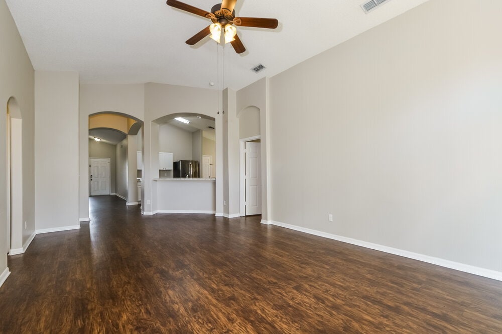 Building Photo - 4056 Forest Island Dr