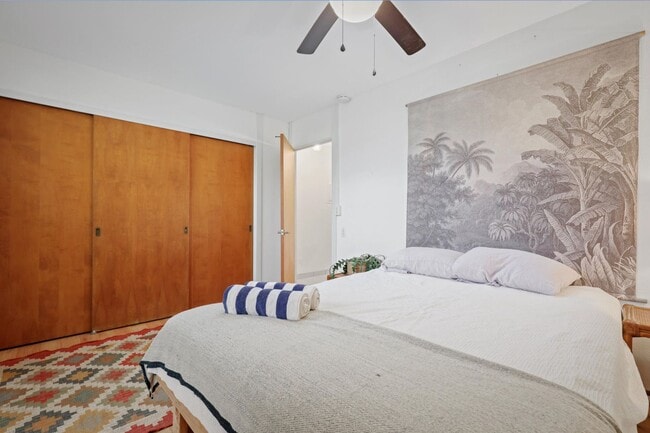 Building Photo - Furnished 1 Bedroom 1 Bath Condo