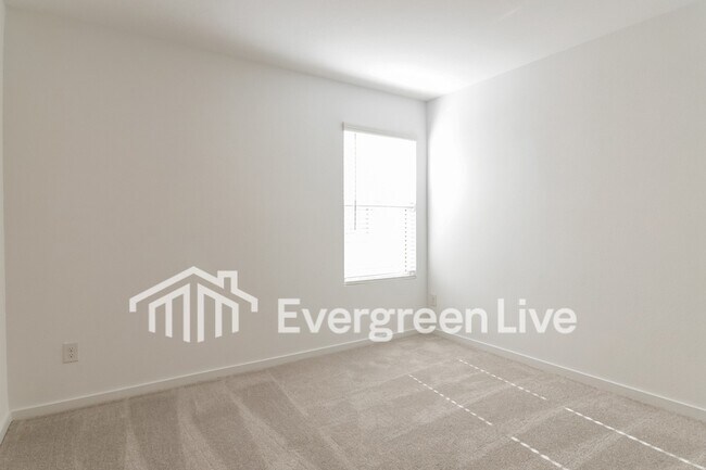 Building Photo - 6724 Haines Dr