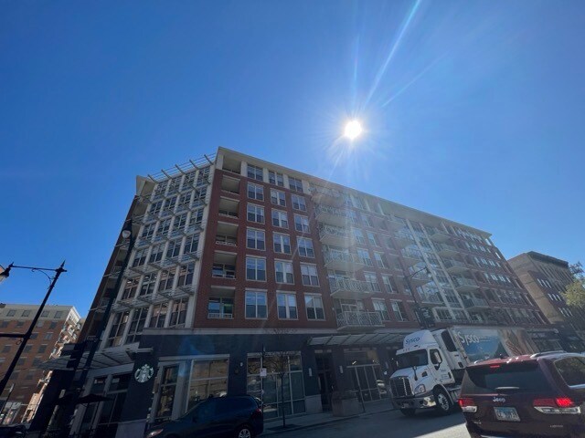 Building Photo - 1001 W Madison St