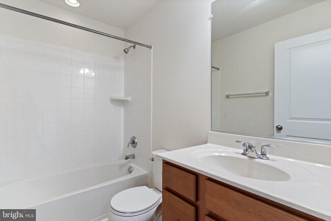 Building Photo - 23048 Mountain Laurel Ln