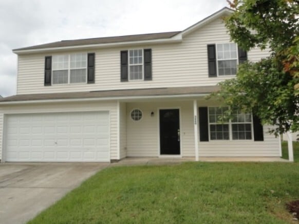 Building Photo - 3660 Watkins Ridge Ct