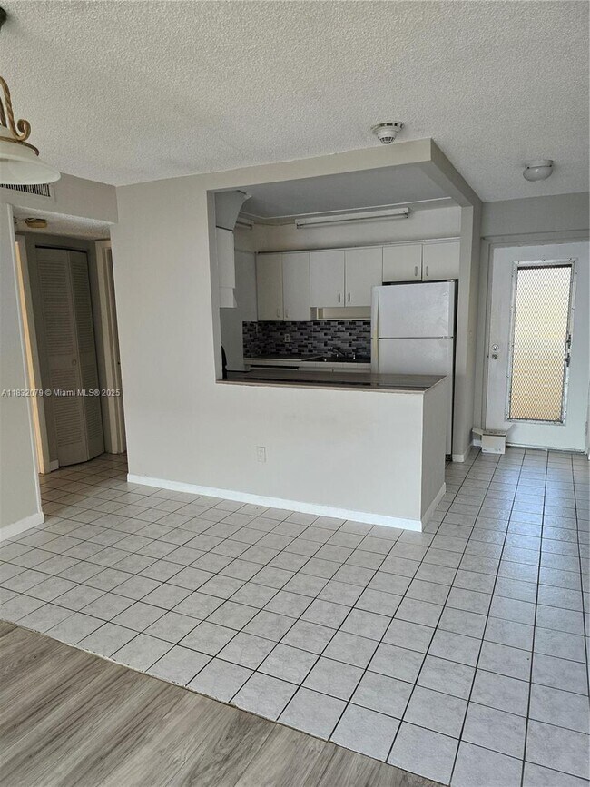 Building Photo - 3545 NE 167th St