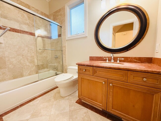 Building Photo - Desirable Mountain View 4 Bed + 3 Bath Home. Close to Bubb Elementary. Great Location.