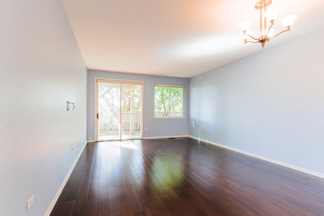 Building Photo - 2973 Kentshire Cir