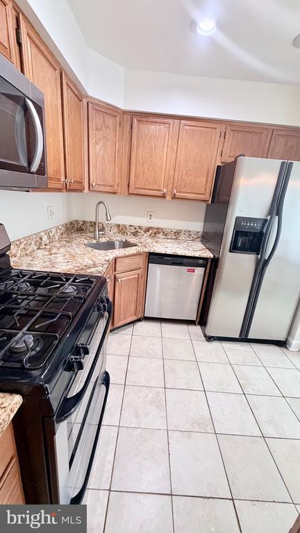 Building Photo - 6033 Joust Ln