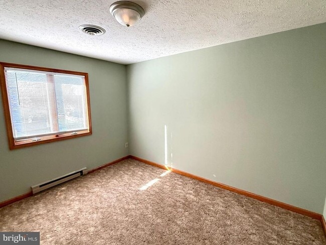 Building Photo - 1121 Progress Rd