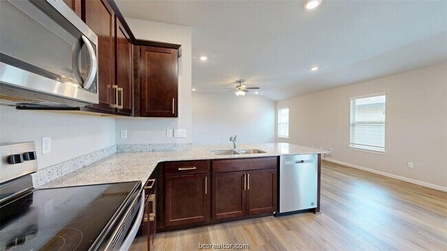 Building Photo - 5344 Samuel Run