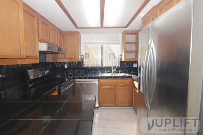 Building Photo - 5170 Clairemont Mesa Blvd