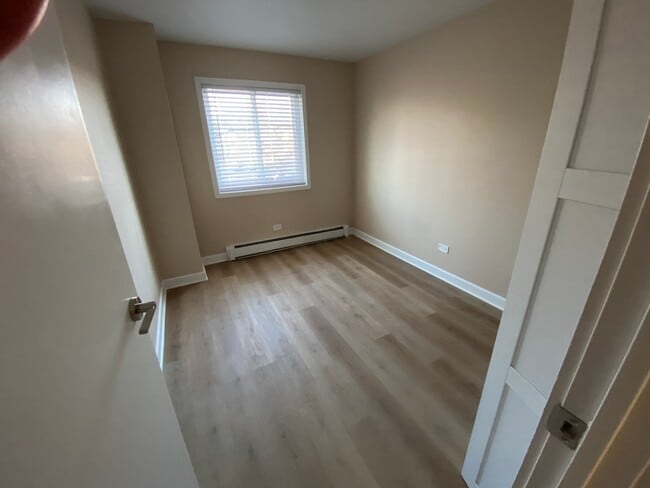 Building Photo - 17 Parkside Ct