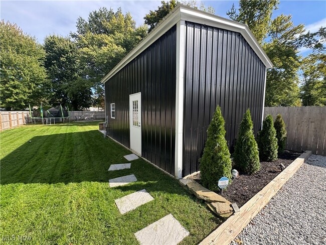 Building Photo - 5853 Melody Ln