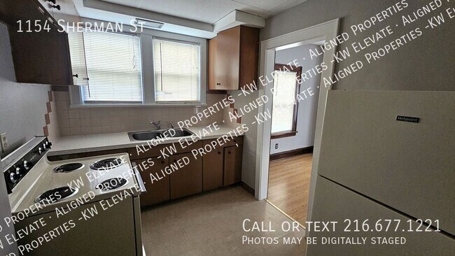 Building Photo - 1154 Sherman St