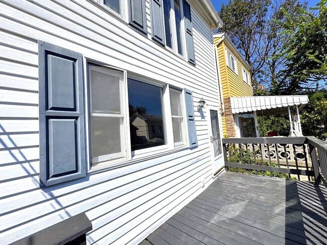 Building Photo - 178 Amabell St