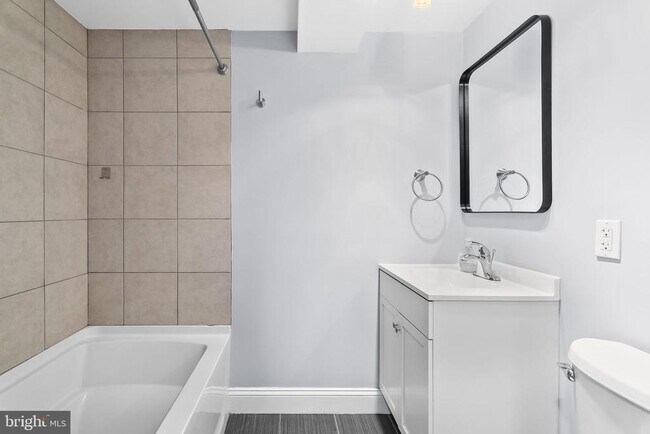 Building Photo - 4332 Utica Ave