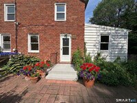 Building Photo - 94 Garden Dr