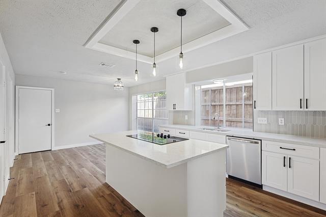 Building Photo - 7501 Hughes Dr