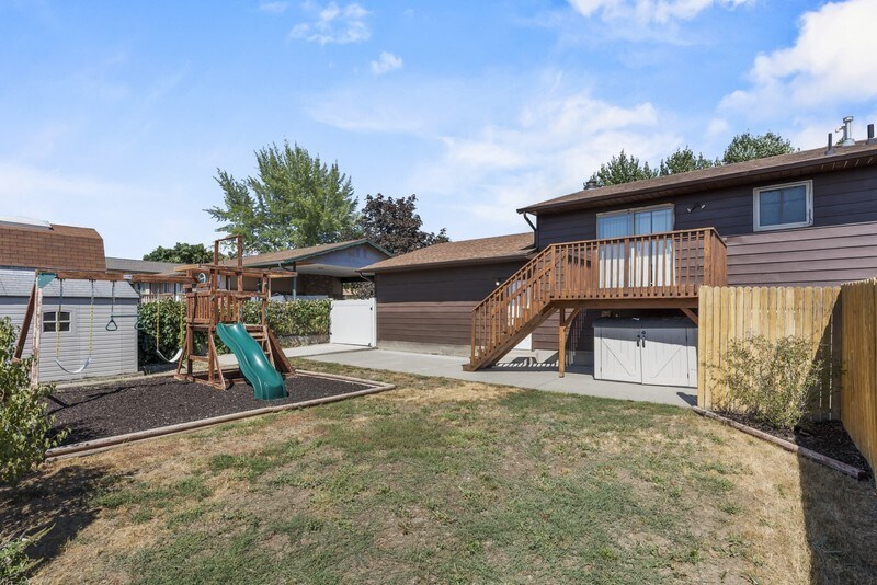 Building Photo - 609 N 1050 W