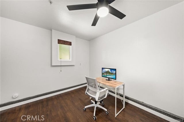 Building Photo - 817 S Anaheim Blvd