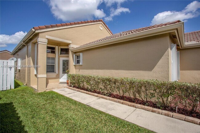 Building Photo - 614 Stanton Ln