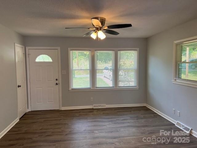 Building Photo - 405 Copeland Park