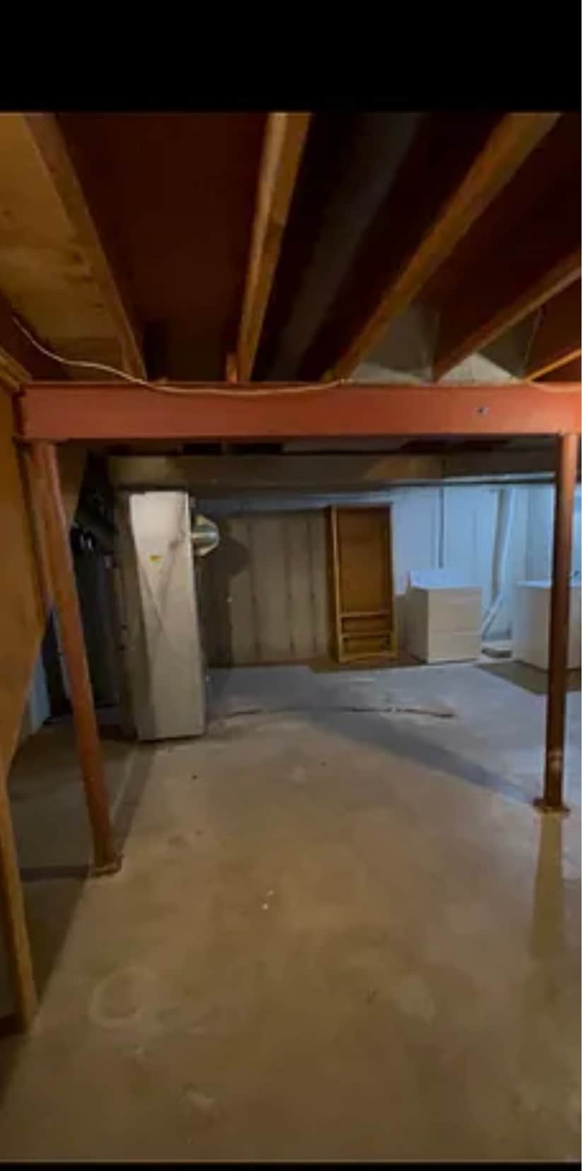 Building Photo - 831 Badger Ln