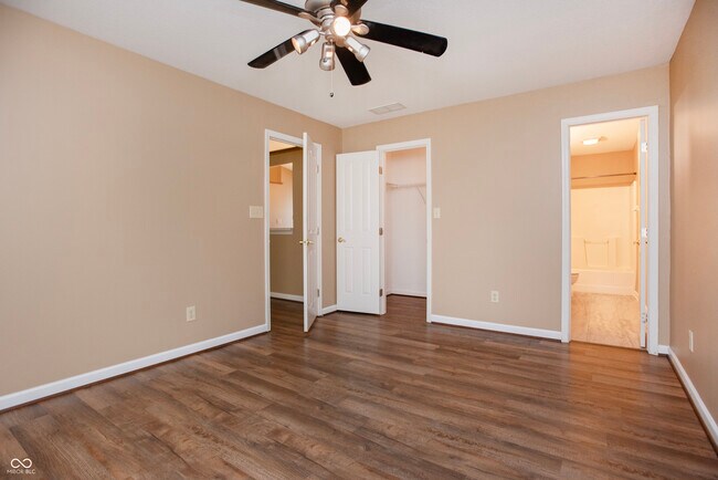 Building Photo - 11389 Songbird Ln