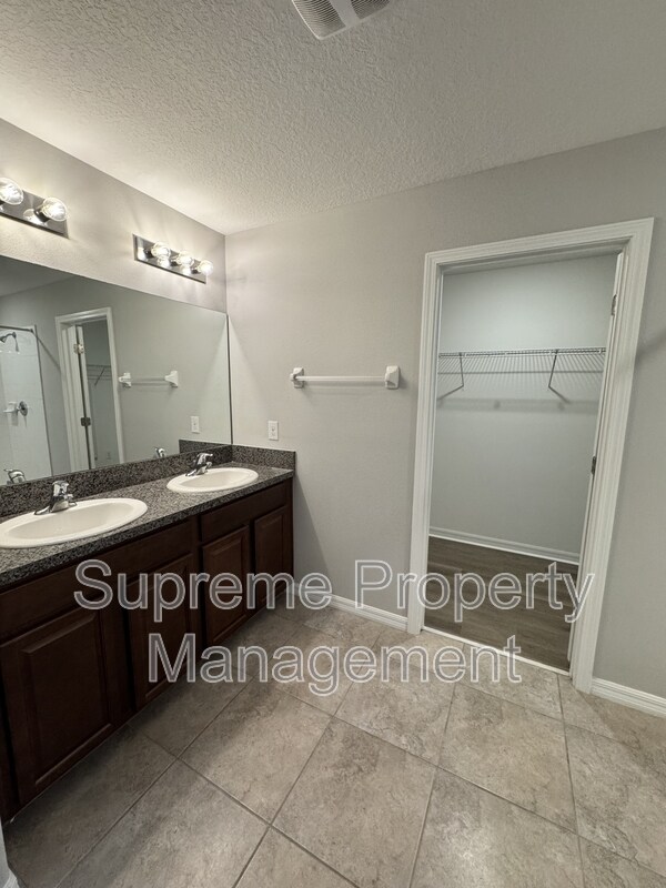 Building Photo - 12716 Lemon Pepper Dr