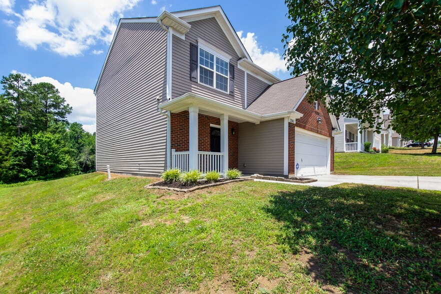 Building Photo - 12411 Clackwyck Ln