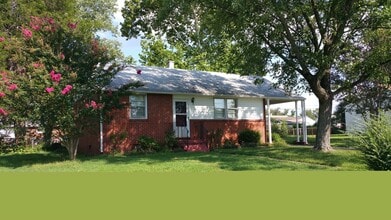 Building Photo - 3317 Montclair Rd