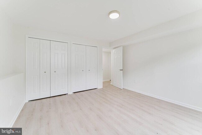 Building Photo - 7107 Sontag Way