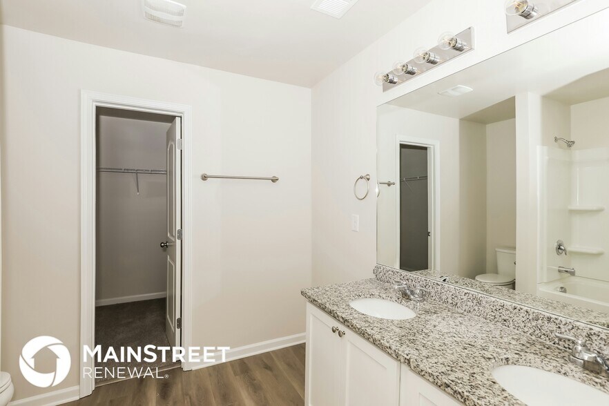 Building Photo - 2565 Wood Bend Ln