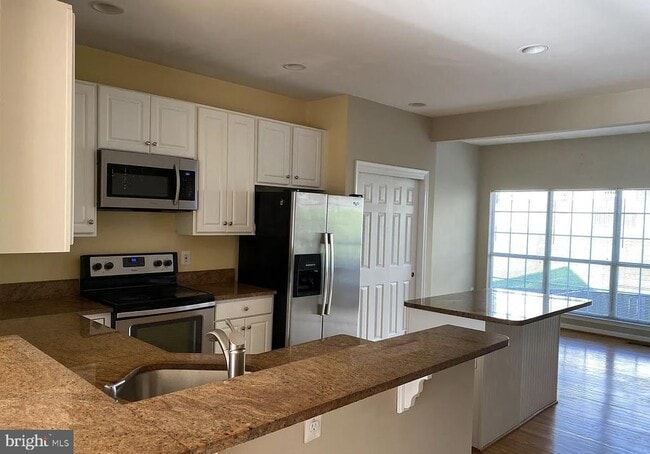 Building Photo - 6802 Cedar Loch Ct