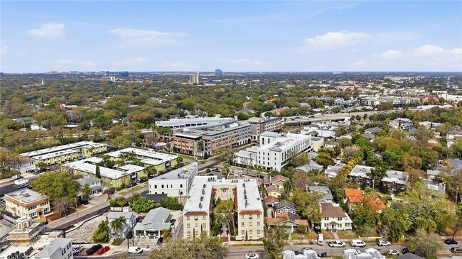 Building Photo - 2117 W Dekle Ave