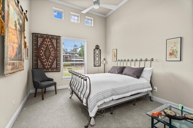 Building Photo - 122 Coral Bells Ct