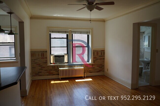 Building Photo - 1820 1st Ave S