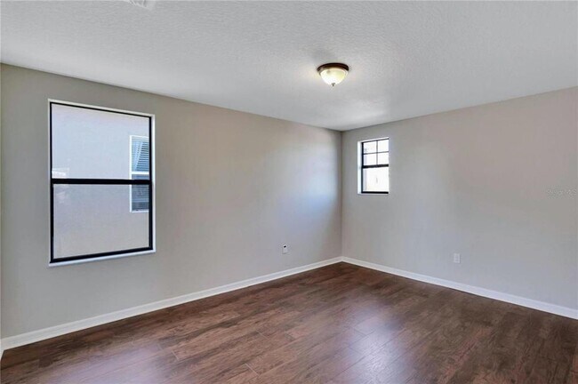 Building Photo - 11061 Little Blue Heron Dr